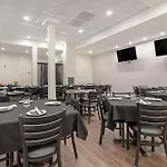 Clarion Hotel & Suites BWI Airport North