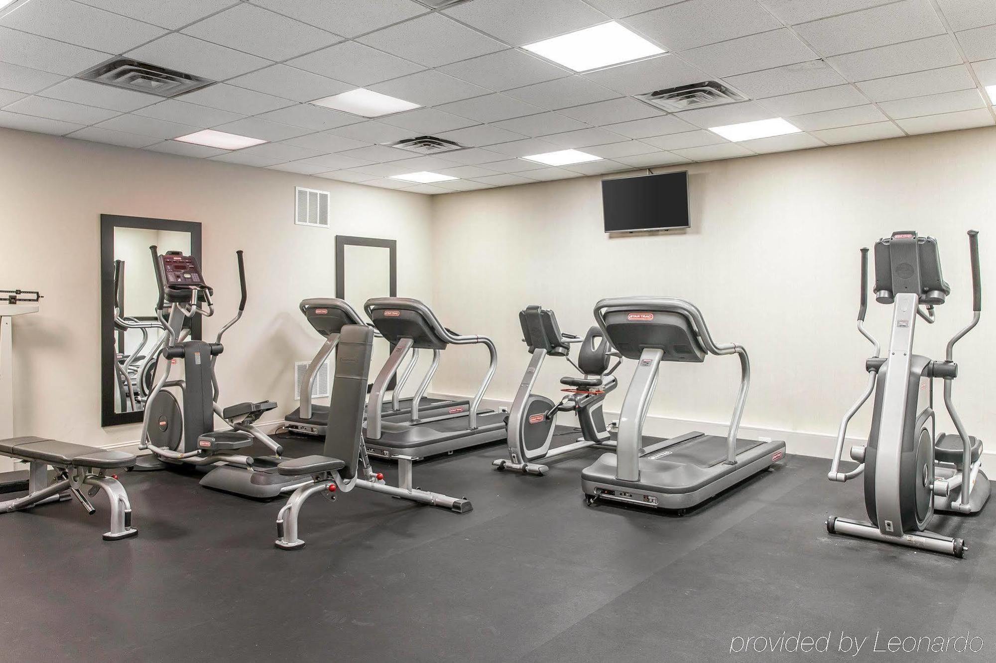 Clarion & Bwi Airport North 3*